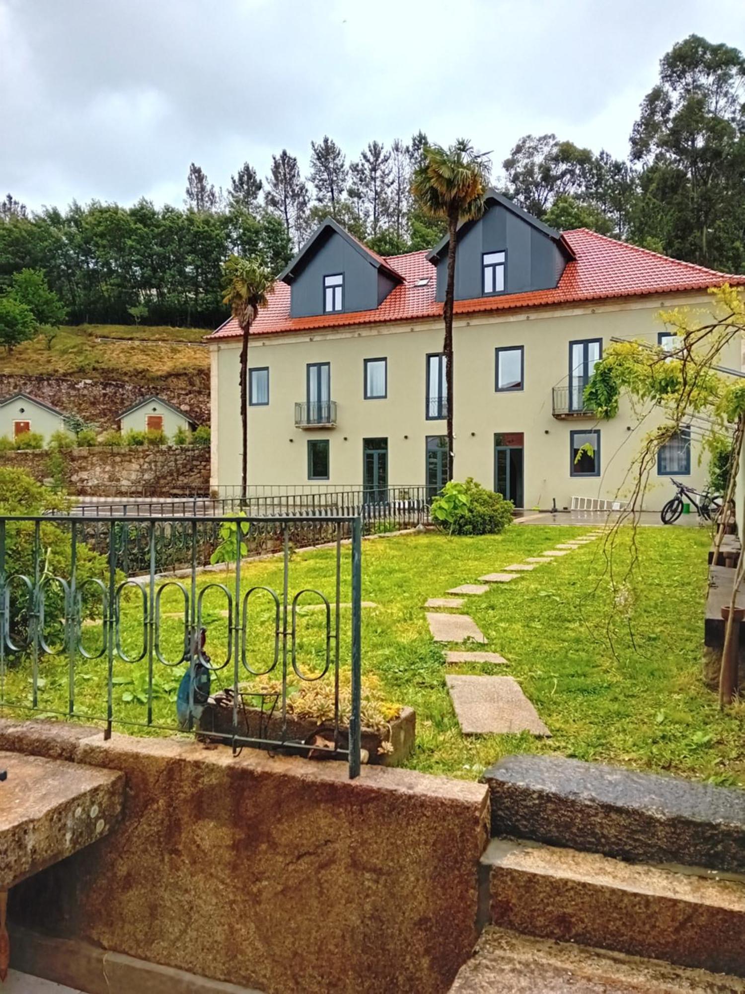 Quinta Dos Tojais Hotel Celorico De Basto Exterior photo
